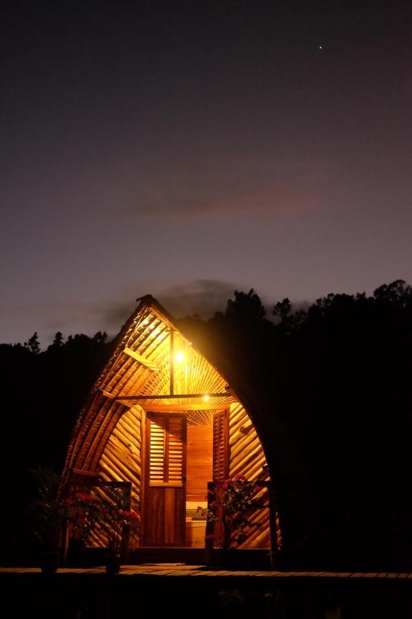 Palayan Paradise Huts サン・ヴィチェンテ エクステリア 写真